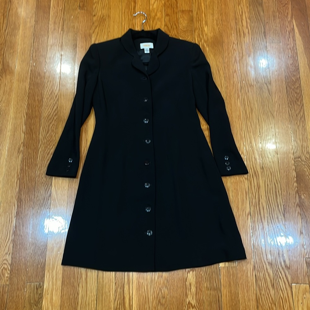 TALBOTS PETITES WORN ONCE SZ.4 BLACK BUTTON DOWN DRESS. NO IMPERFECTIONS!
